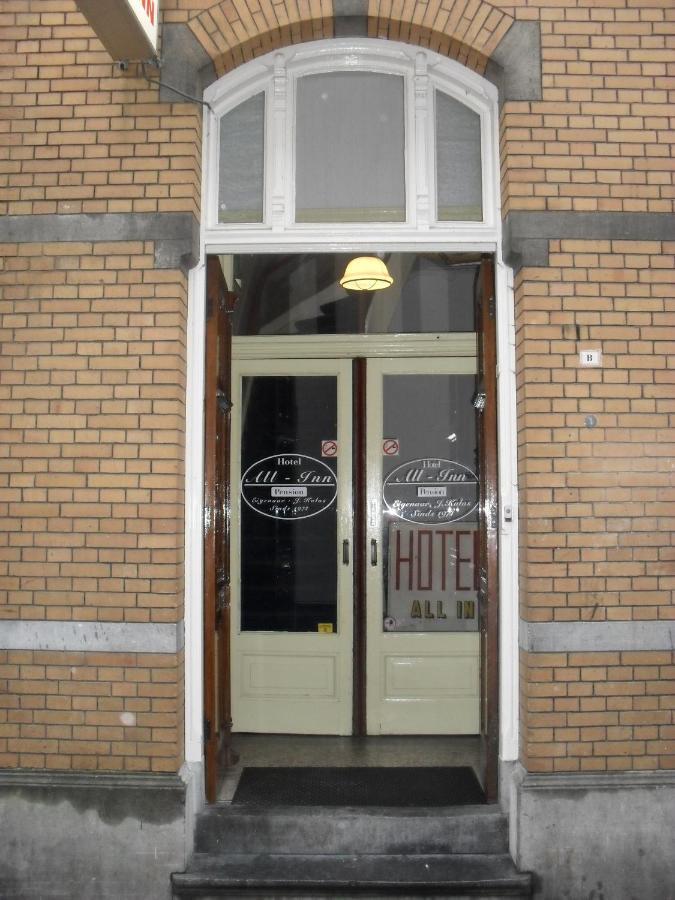 All-In Hotel Ден Бош Екстериор снимка